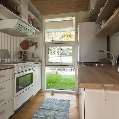 Nyaraló Three-bedroom Holiday In *